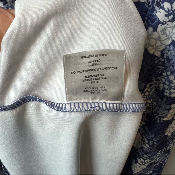 Freemotion active dress size medium - Picture 7 of 10